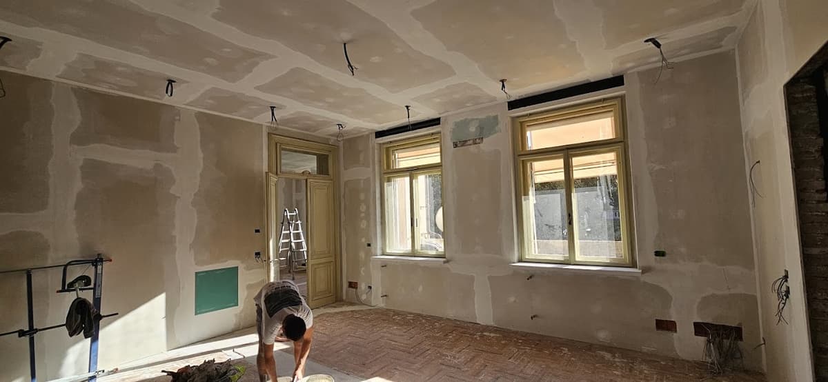 Cantiere strutturale, scavi e opere esterne